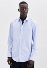 Non-iron Poplin Business Shirt in Shaped with Kent-Collar in Light Blue |  Seidensticker Onlineshop