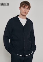 Gerader Schnitt (Normal-Fit) Strick-Jacke Uni in Dunkelblau |  Seidensticker Onlineshop