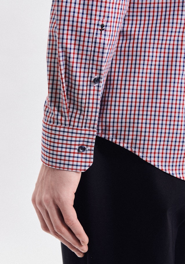 Bügelfreies Popeline Business Hemd in Shaped mit Button-Down-Kragen in Rot |  Seidensticker Onlineshop