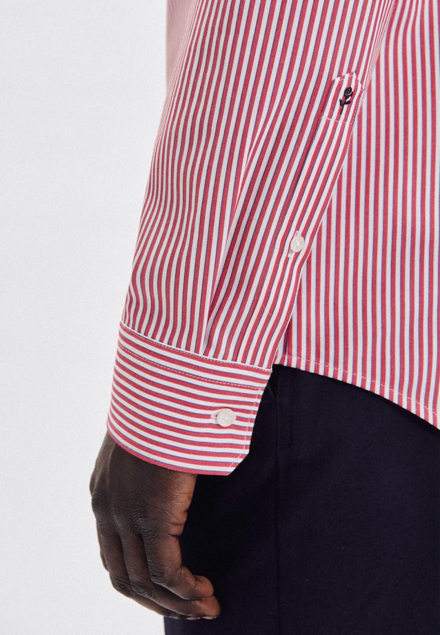 Performance shirt in Shaped with Kent-Collar in Red |  Seidensticker Onlineshop