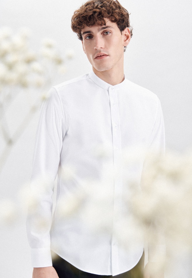 Bügelfreies Popeline Business Hemd in Slim mit Stehkragen in Weiß | Seidensticker Onlineshop