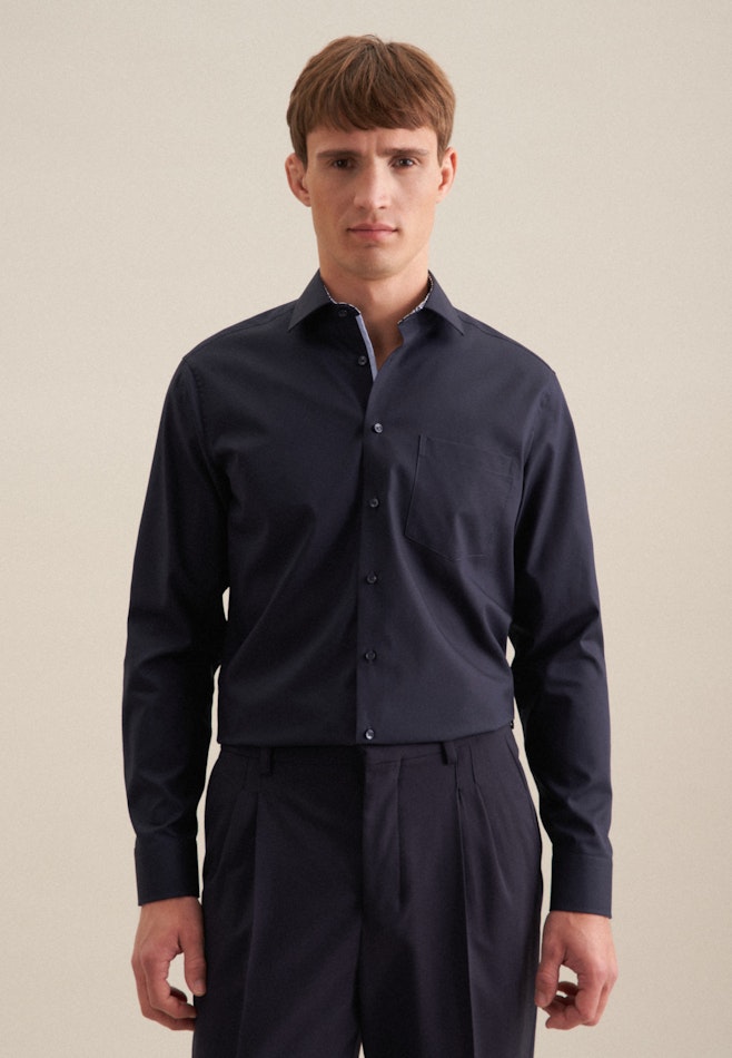 Non-iron Poplin Business Shirt in Regular with Kent-Collar in Dark Blue | Seidensticker online shop