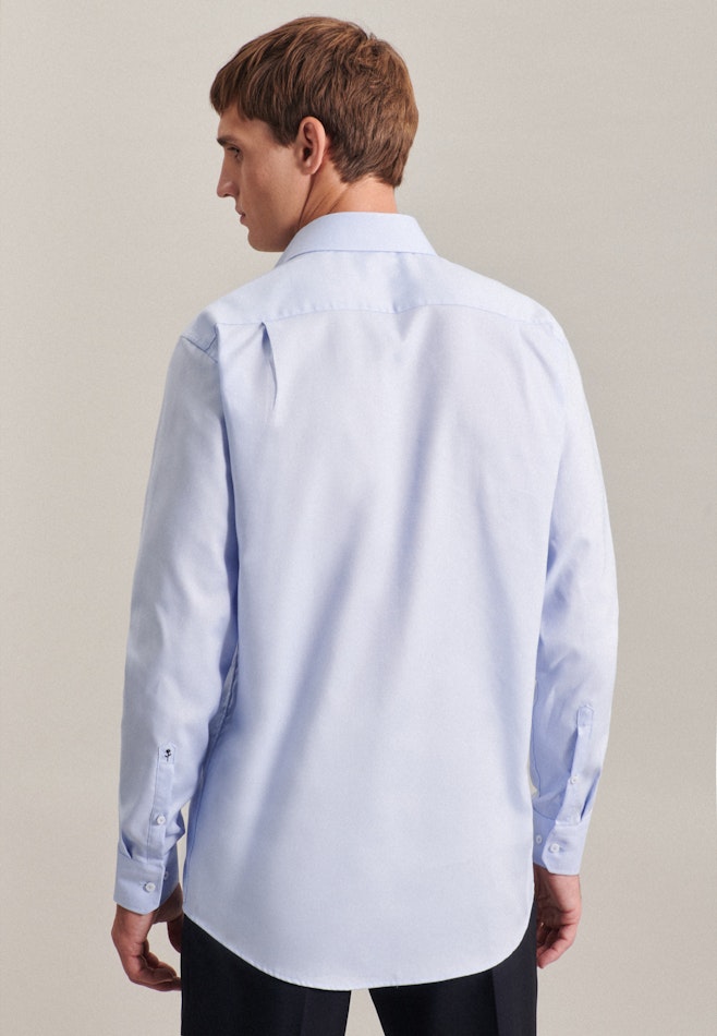 Non-iron Structure Business Shirt in Regular with Kent-Collar in Light Blue | Seidensticker online shop