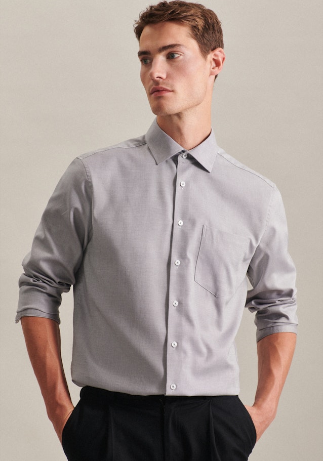 Non-iron Structure Business Shirt in Regular with Kent-Collar in Grey |  Seidensticker Onlineshop