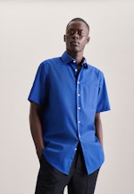 Non-iron Poplin Short sleeve Business Shirt in Regular with Kent-Collar in Medium Blue |  Seidensticker Onlineshop