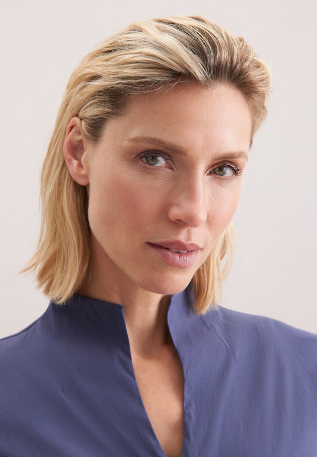 Kelchkragenbluse mit Stretchanteil slim fit in Bleu Foncé |  Seidensticker Onlineshop