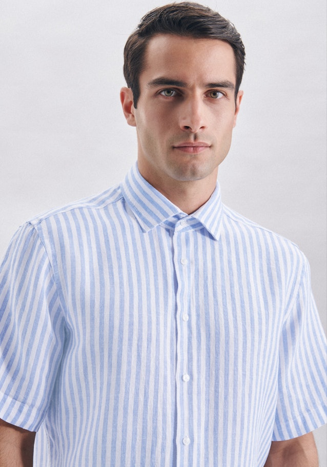 Linen Short sleeve Linen shirt in Regular with Kent-Collar in Light Blue |  Seidensticker Onlineshop