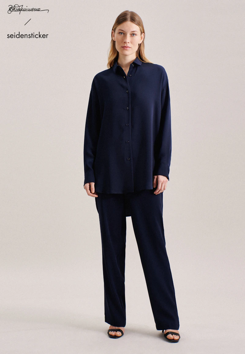 Longbluse Uni