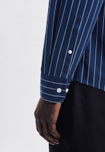 Regular Chemise décontractée rayures in Bleu Moyen |  Seidensticker Onlineshop