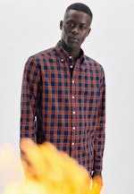 Casual Shirt in Regular with Button-Down-Kraag in Middelmatig Blauw |  Seidensticker Onlineshop