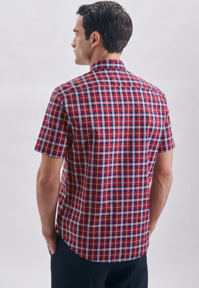 Oxford Short sleeve Oxford shirt in Regular with Button-Down-Collar in Red | Seidensticker online shop