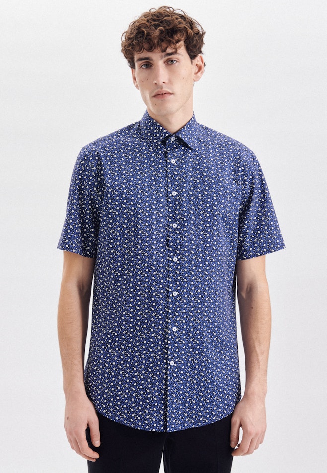 Poplin Short sleeve Business Shirt in Regular with Kent-Collar in Medium Blue | Seidensticker online shop