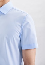 Shaped Business shirt Uni in Medium Blue |  Seidensticker Onlineshop
