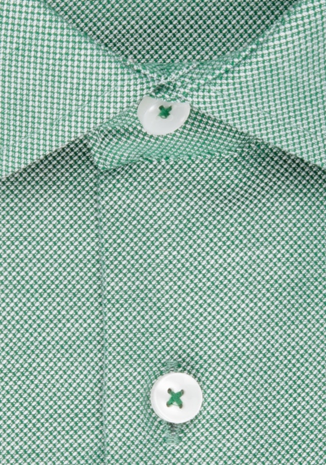 Non-iron Structure Short sleeve Business Shirt in Shaped with Kent-Collar in Green |  Seidensticker Onlineshop