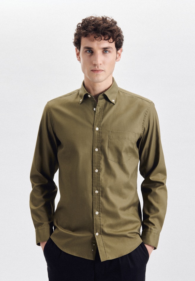 Easy-iron Twill Casual Shirt in Regular with Button-Down-Collar in Green | Seidensticker online shop