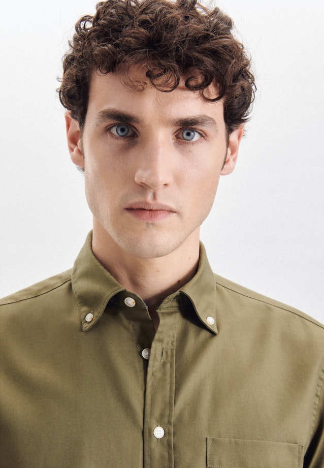 Easy-iron Twill Casual Shirt in Regular with Button-Down-Collar in Green |  Seidensticker Onlineshop