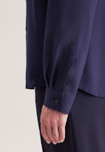 Hemdbluse aus Viskose regular fit in Dunkelblau |  Seidensticker Onlineshop