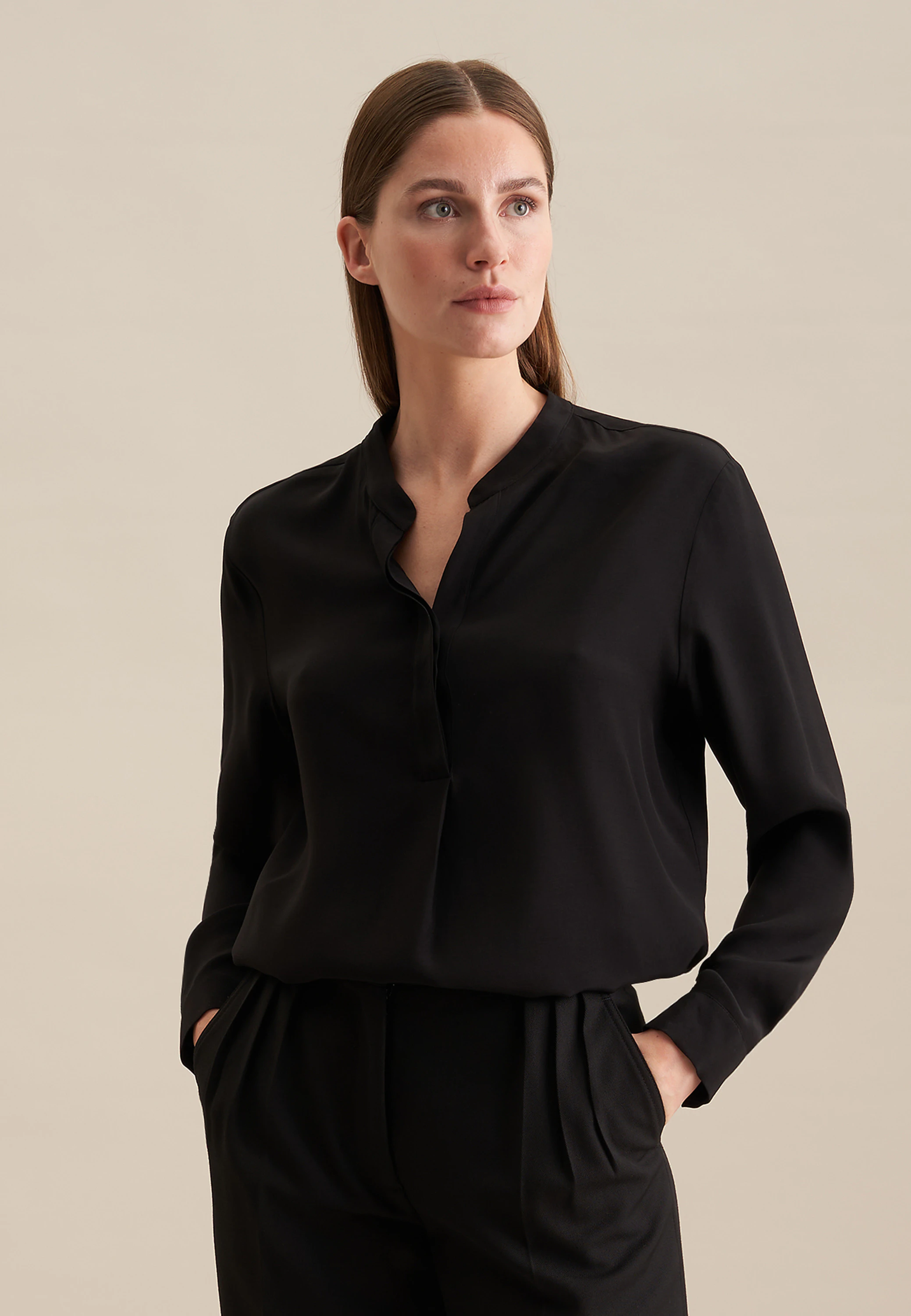 Tunika aus Viskose regular fit Schwarz