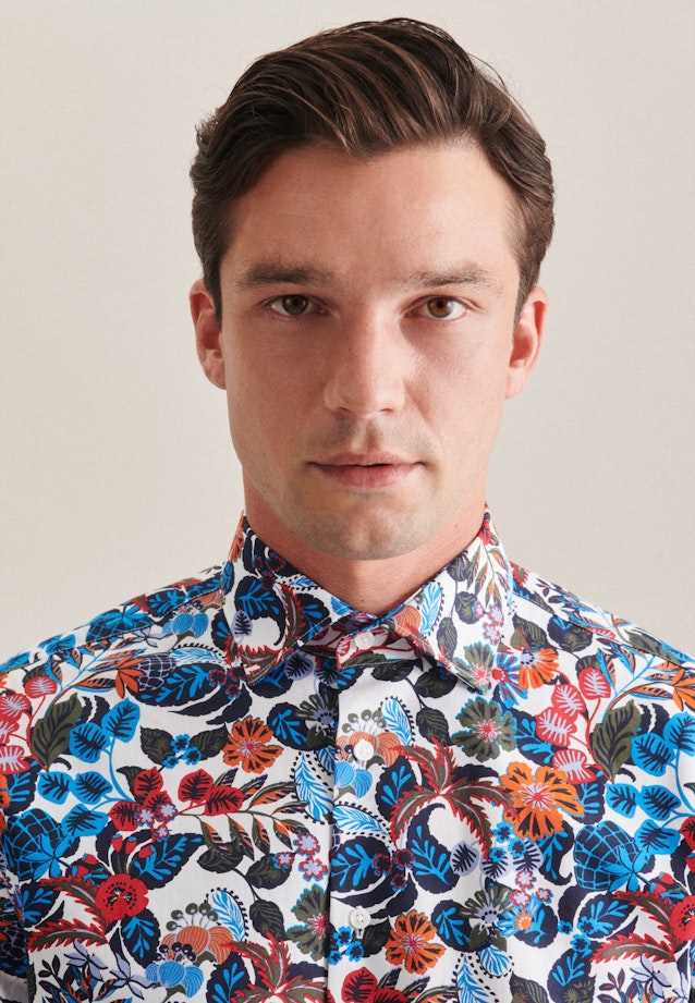 Poplin Short sleeve Business Shirt in Shaped with Kent-Collar in Red |  Seidensticker Onlineshop