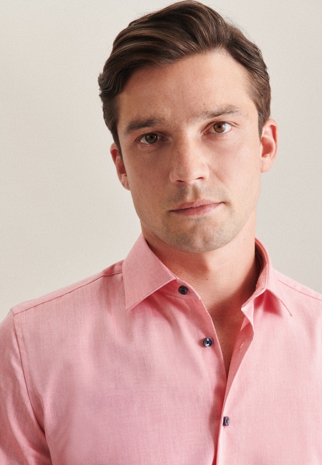 Bügelfreies Chambray Kurzarm Business Hemd in Slim mit Kentkragen in Rot |  Seidensticker Onlineshop