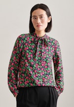 Long sleeve Crepe Stand-Up Blouse in Black |  Seidensticker Onlineshop