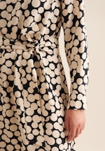 Shirtkleid mit Taillengürtel aus Viskose in Schwarz |  Seidensticker Onlineshop