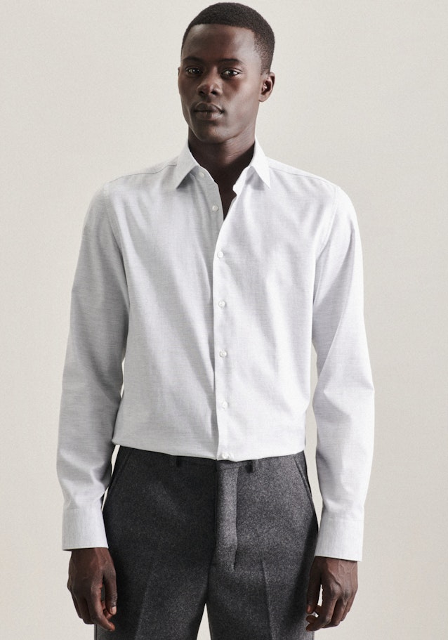 Bügelleichtes Twill Business Hemd in Shaped mit Kentkragen in Grau | Seidensticker Onlineshop