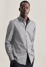 Non-iron Poplin Business Shirt in Shaped with Kent-Collar and extra long sleeve in Grey |  Seidensticker Onlineshop