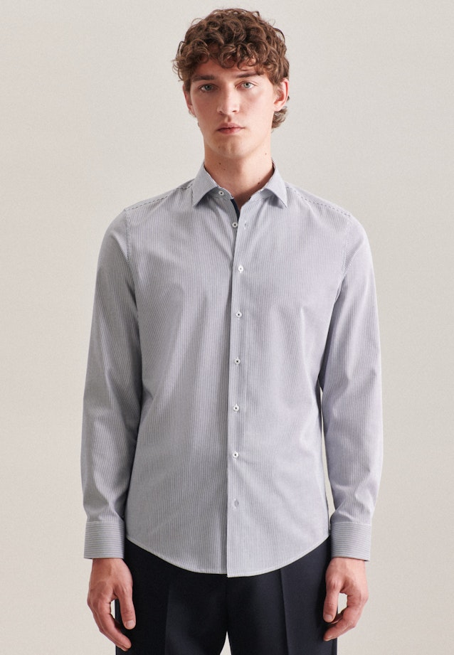 Non-iron Twill Business Shirt in Shaped with Kent-Collar in Dark Blue | Seidensticker Onlineshop