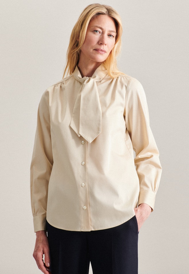 Long sleeve Satin Tie-Neck Blouse in Ecru | Seidensticker online shop