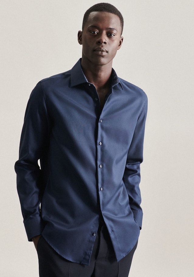 Non-iron Structure Business Shirt in Slim with Kent-Collar in Dark Blue | Seidensticker Onlineshop