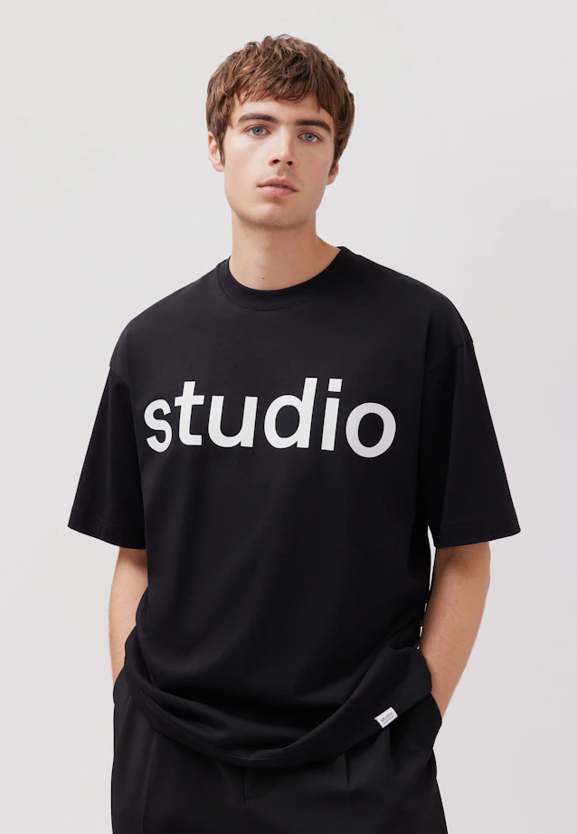 Oversized T-Shirt mit Studio Logo in Schwarz |  Seidensticker Onlineshop