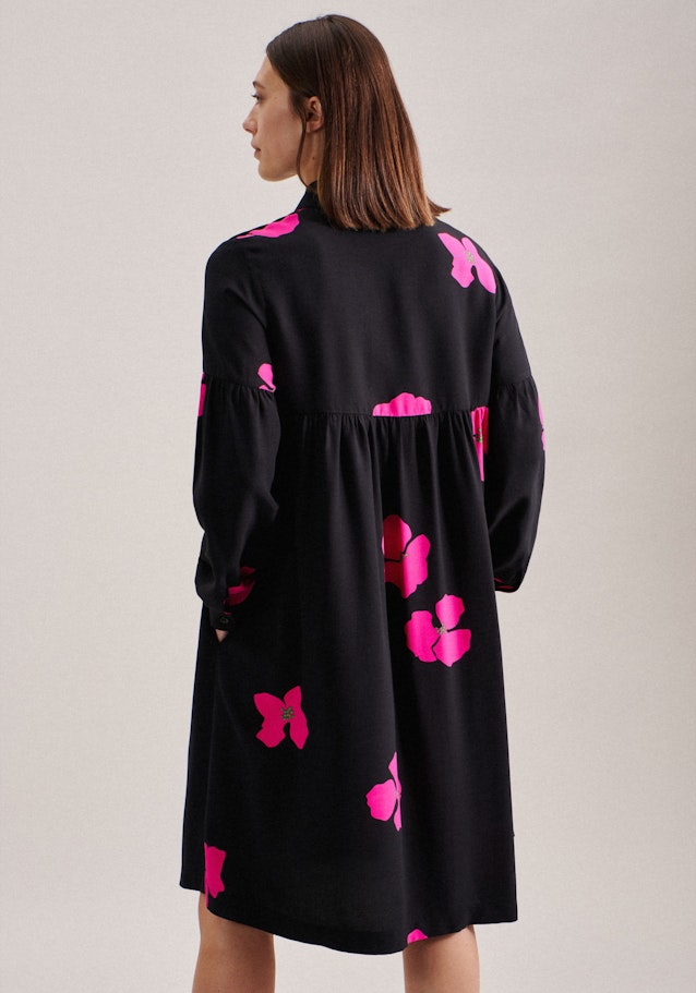 Kragen Kleid Oversized in Schwarz | Seidensticker Onlineshop
