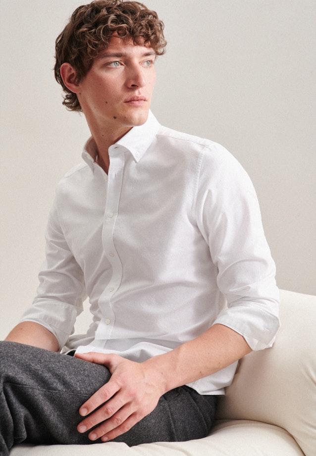 Business Hemd in Shaped mit Button-Down-Kragen in Weiß |  Seidensticker Onlineshop