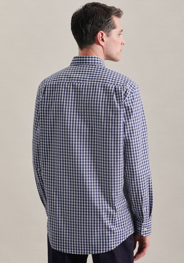 Non-iron Poplin Business Shirt in Regular with Button-Down-Collar in Dark Blue | Seidensticker Onlineshop