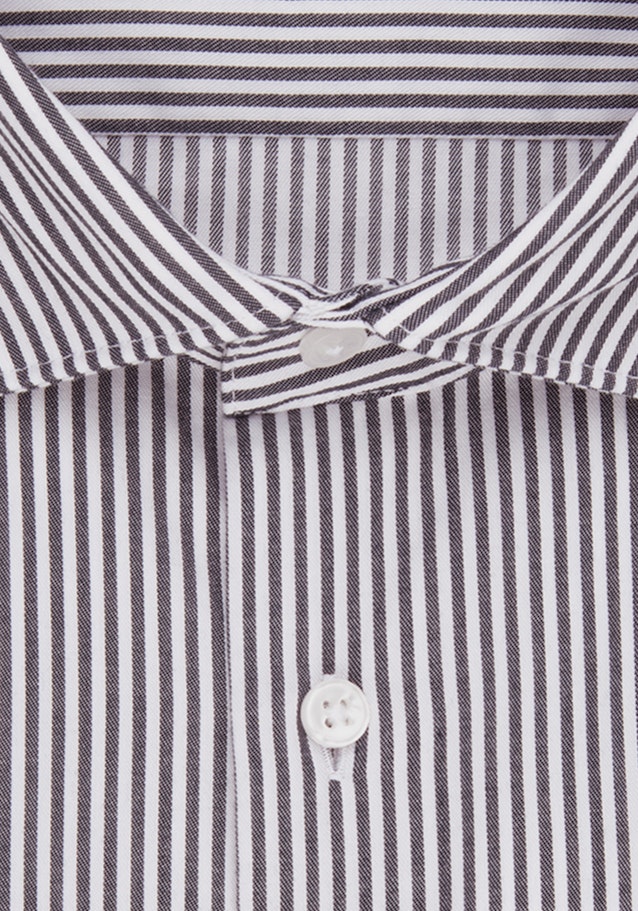 Bügelleichtes Twill Business Hemd in Regular mit Kentkragen in Dunkelblau |  Seidensticker Onlineshop