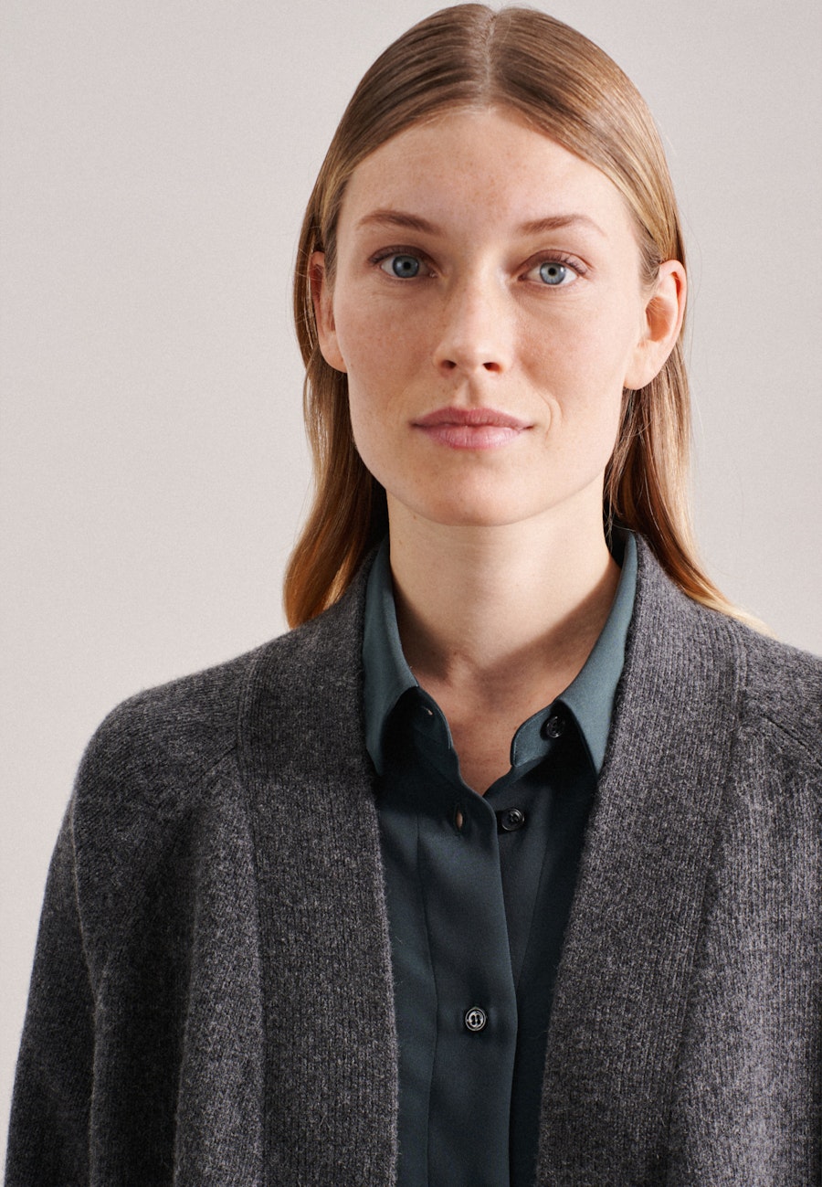 Schalkragen Strick-Jacke Regular Kaschmirmischung in Grau |  Seidensticker Onlineshop