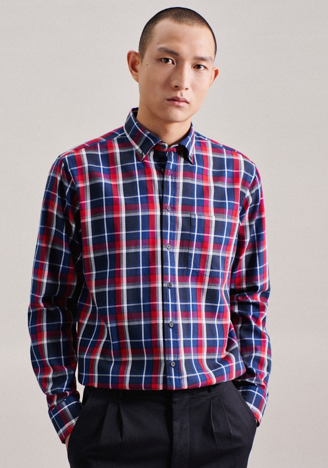 Business Shirt in Regular with Button-Down-Collar in Dark Blue | Seidensticker Onlineshop