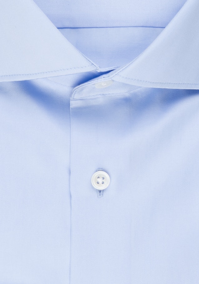 Bügelleichtes Satin Business Hemd in Slim mit Kentkragen in Hellblau |  Seidensticker Onlineshop