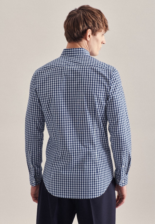 Bügelfreies Popeline Business Hemd in Slim mit Button-Down-Kragen in Dunkelblau | Seidensticker Onlineshop