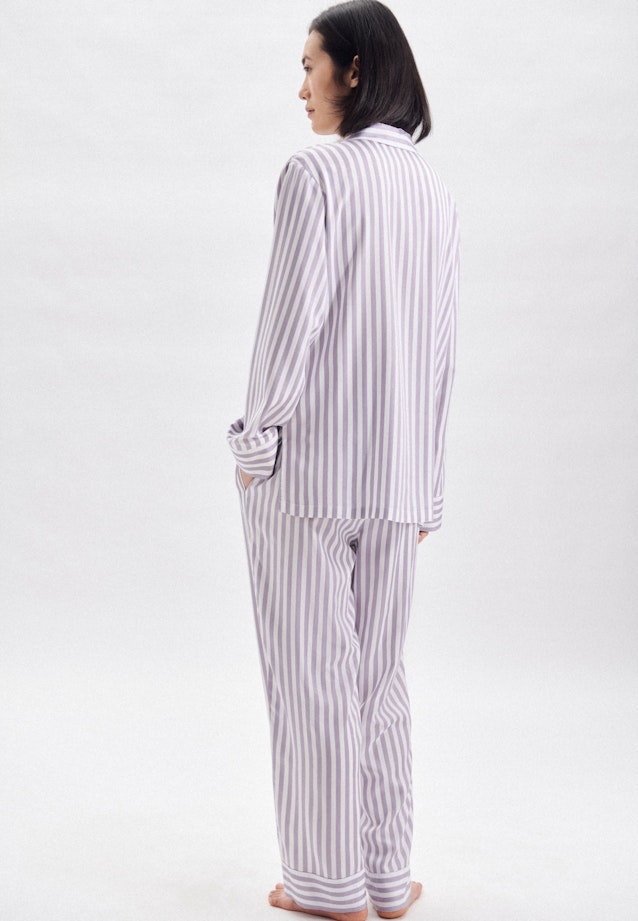 Pyjama aus 100% Viskose in Lavender Stripes |  Seidensticker Onlineshop