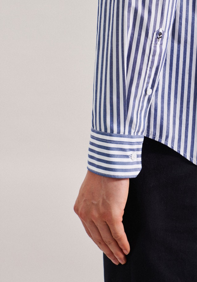 Bügelleichtes Chambray Business Hemd in Slim mit Kentkragen in Mittelblau |  Seidensticker Onlineshop