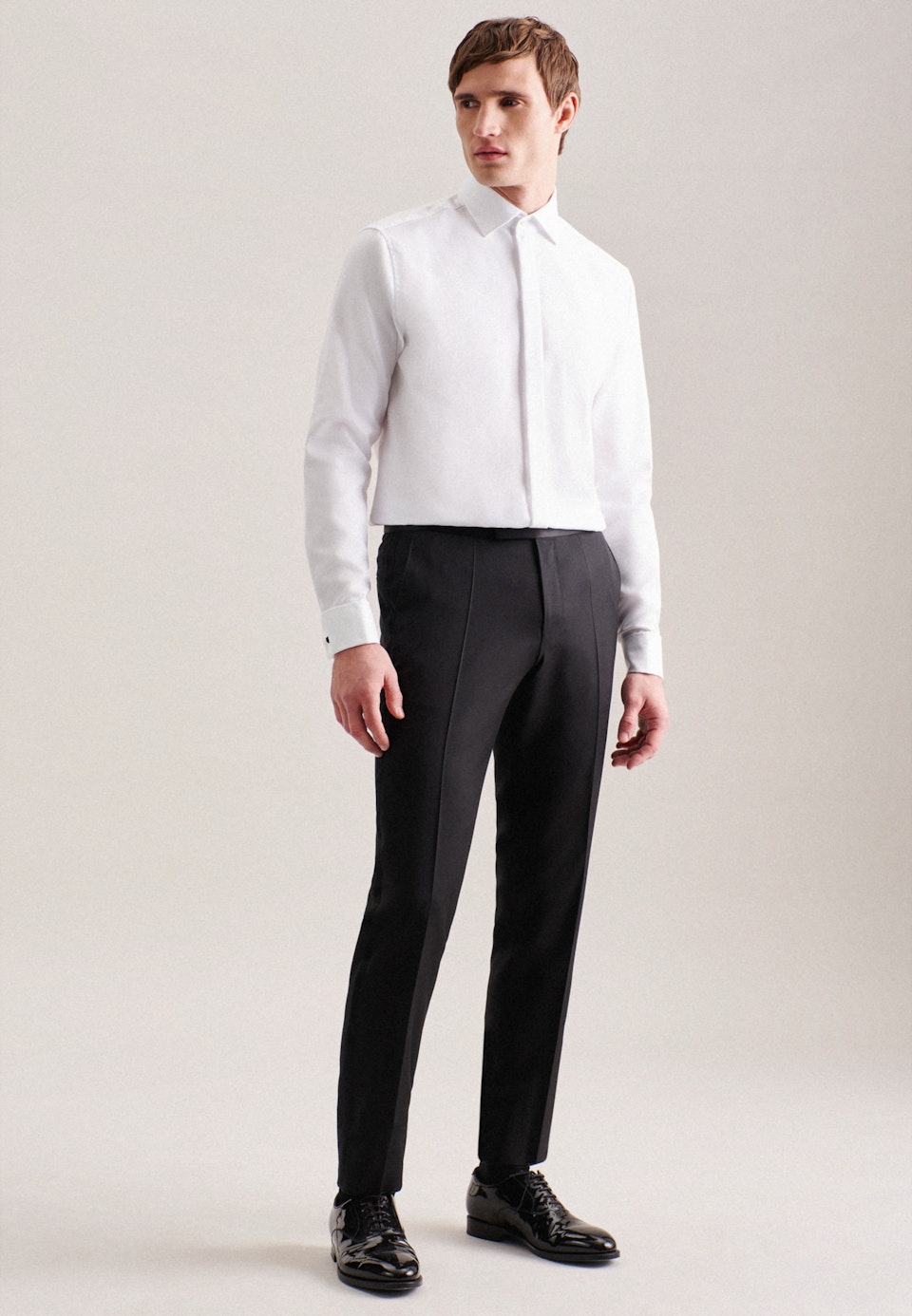 Easy-iron Twill Gala Shirt in Regular with Kent-Collar in White |  Seidensticker Onlineshop