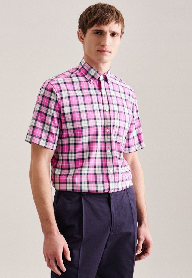 Non-iron Twill Short Arm Business Shirt in Regular with Button-Down-Collar in Pink | Seidensticker Onlineshop