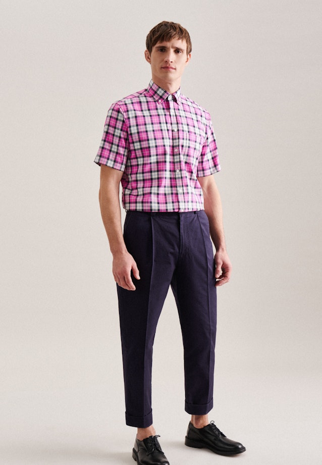 Non-iron Twill Short Arm Business Shirt in Regular with Button-Down-Collar in Pink |  Seidensticker Onlineshop