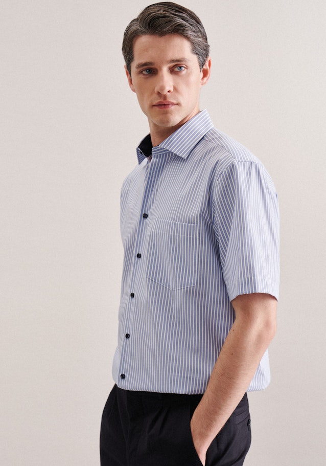 Non-iron Poplin Short sleeve Business Shirt in Regular with Kent-Collar in Light Blue | Seidensticker Onlineshop