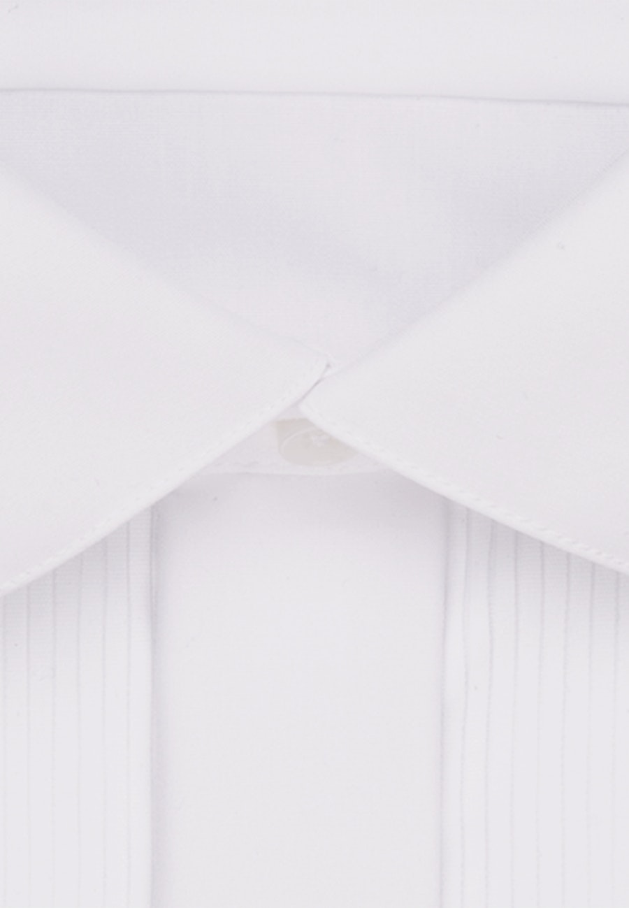 Bügelfreies Popeline Smokinghemd in Regular fit mit Kläppchenkragen in Weiß |  Seidensticker Onlineshop