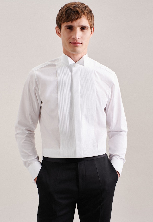 Bügelfreies Popeline Smokinghemd in Regular mit Kläppchenkragen in Weiß |  Seidensticker Onlineshop