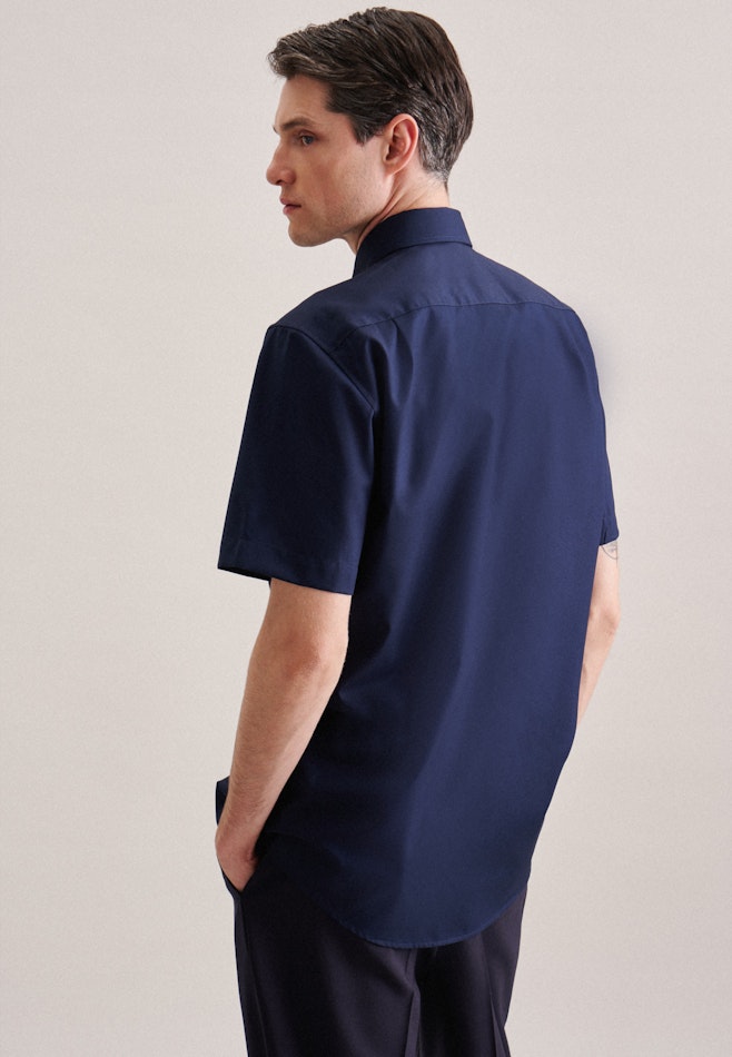 Non-iron Poplin Short Arm Business Shirt in Regular with Kent-Collar in Dark Blue | Seidensticker online shop