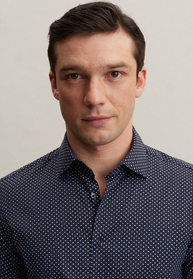 Slim Performance-Hemd Druck in Dunkelblau |  Seidensticker Onlineshop